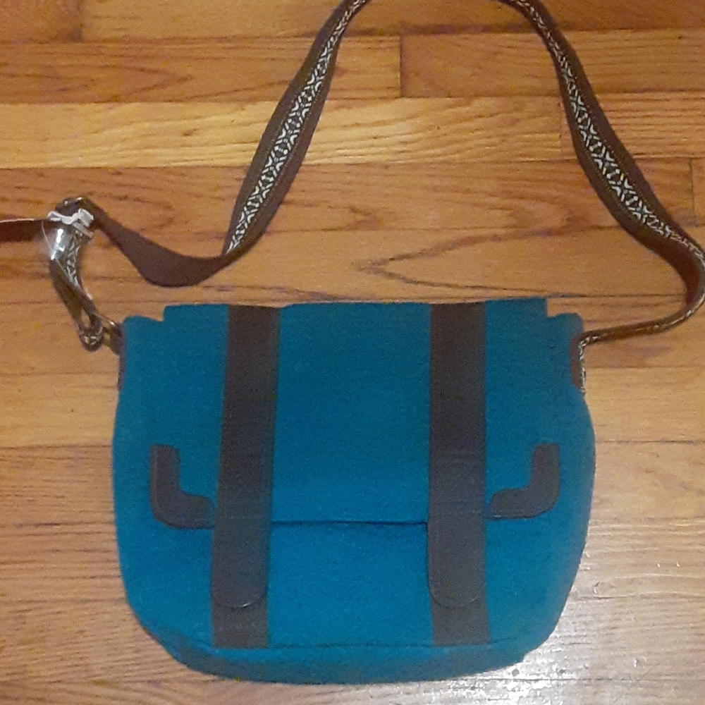 Mossimo messenger bag